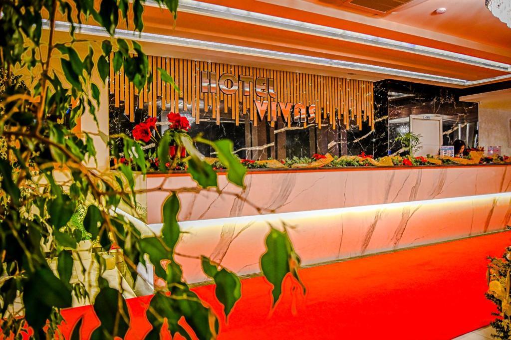 Hotel Vivas Durres Bagian luar foto