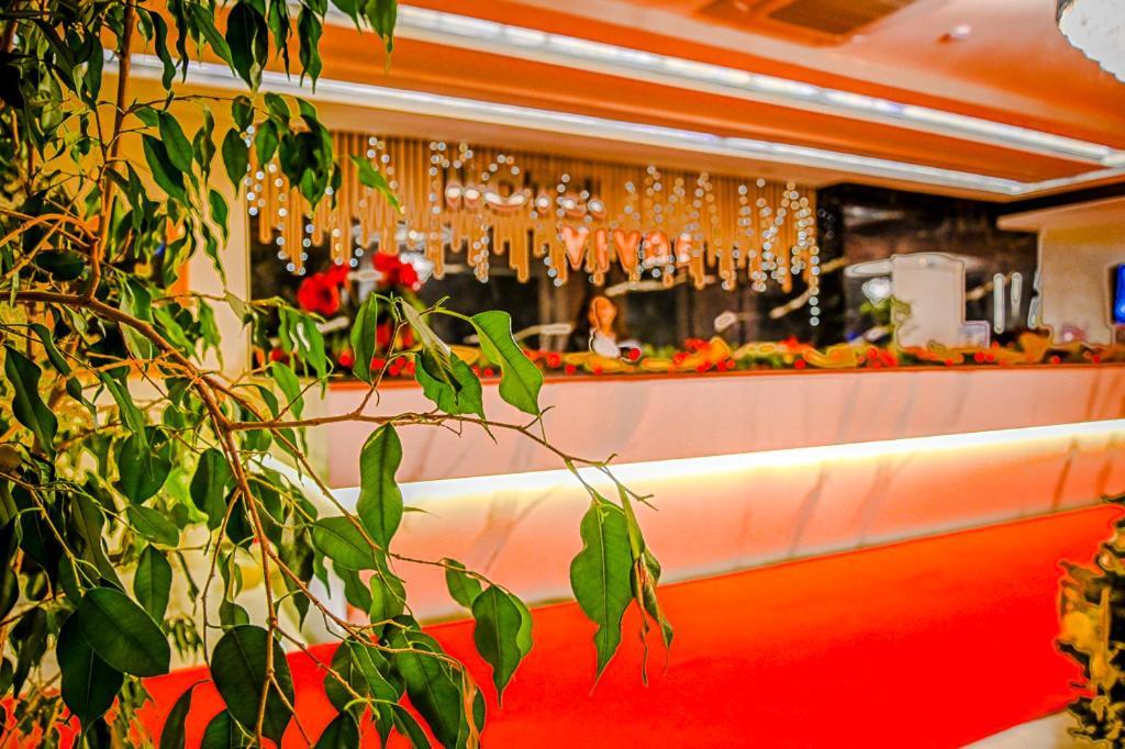 Hotel Vivas Durres Bagian luar foto